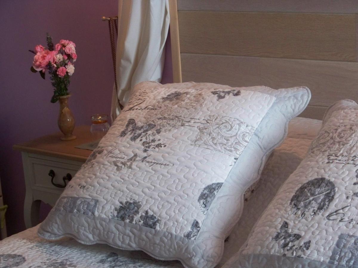 La Genoise Bed and Breakfast Tillieres Exterior foto
